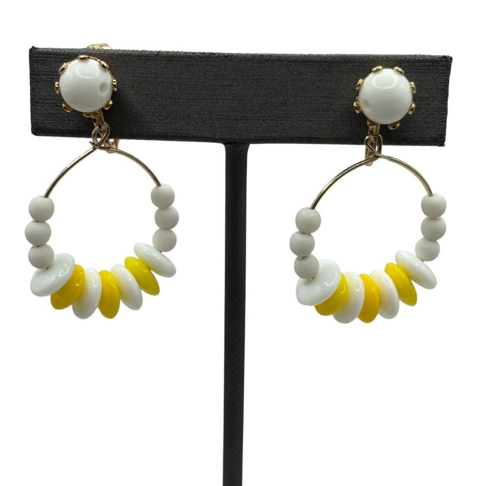 Vintage Hoop Earrings Yellow And White Beaded Disc Clip On Retro Gold Tone READ